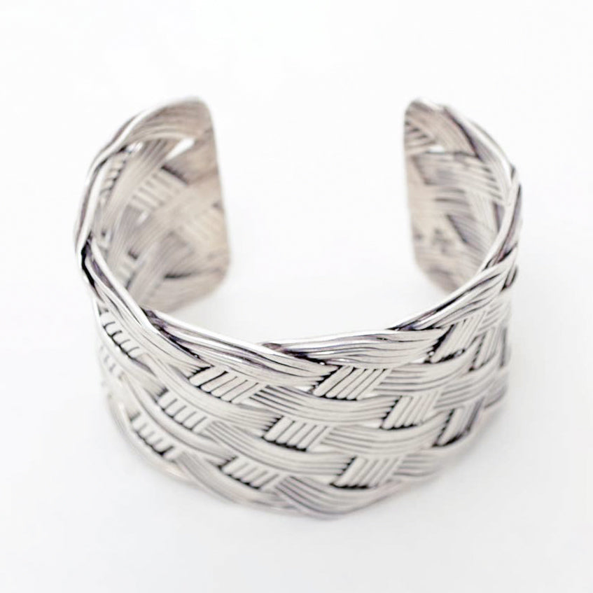 side-view-braided-silver-cuff-bracelet-item-1201136