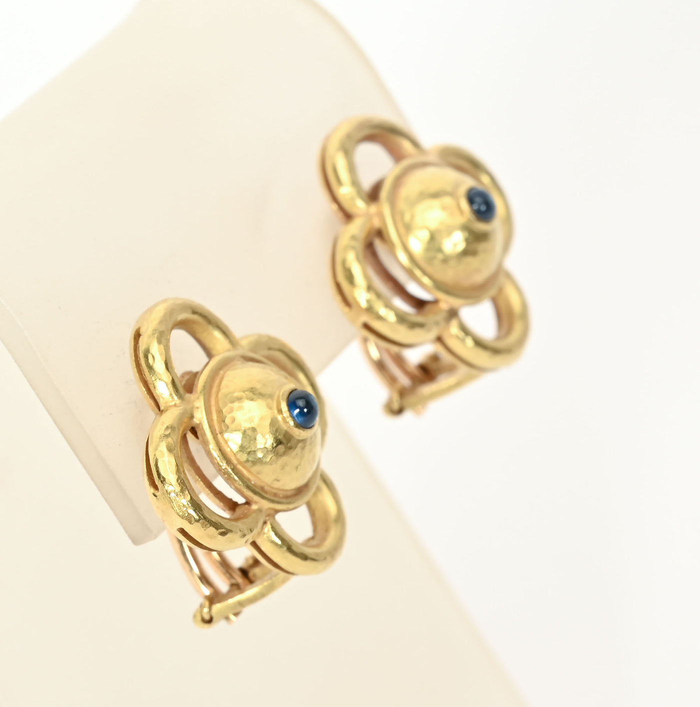 Elizabeth Locke Gold Earrings with Sapphires