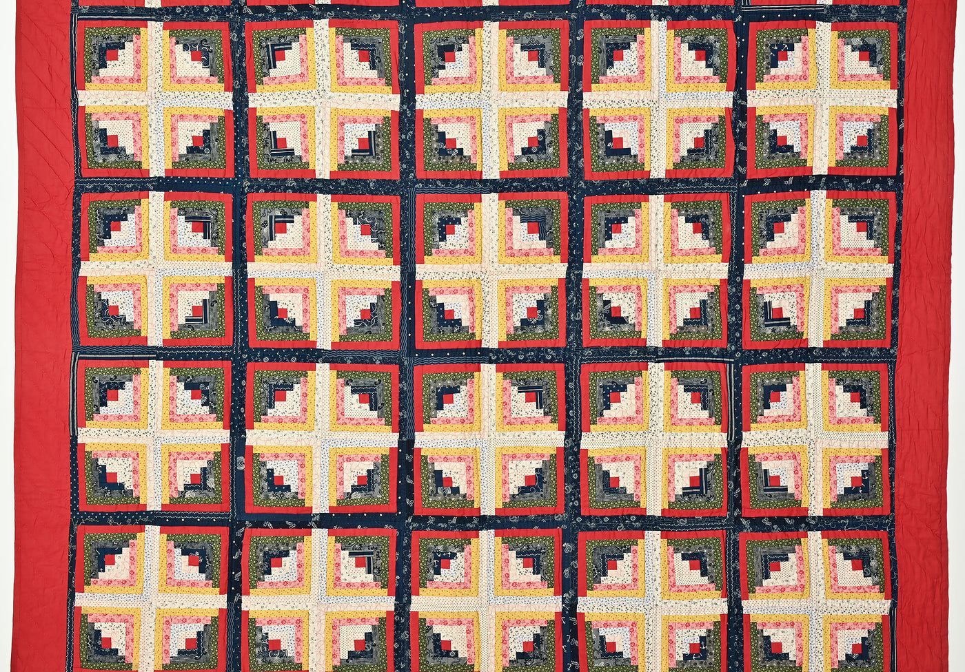 Light and Dark Calico Log Cabin Quilt