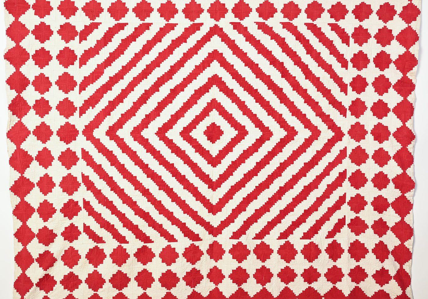 Barnraising Quilt with Courthouse Steps