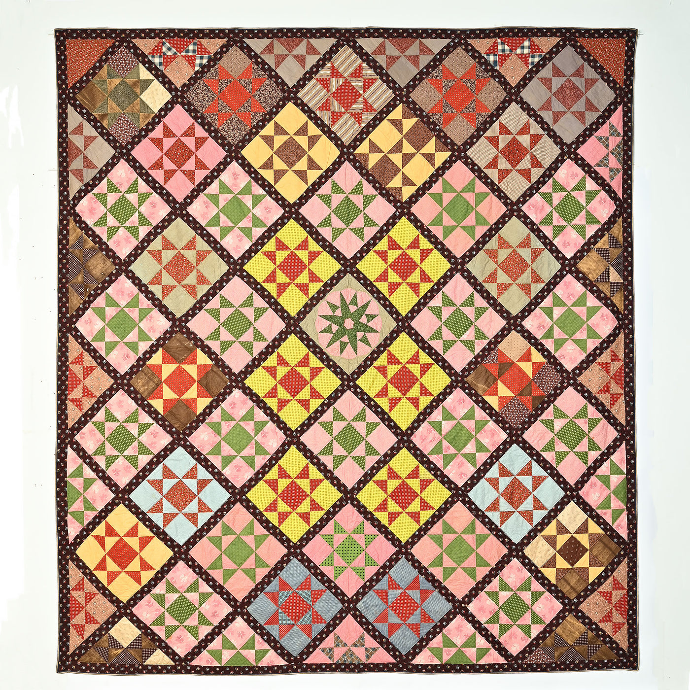 Ohio Stars Quilt with Compass Center