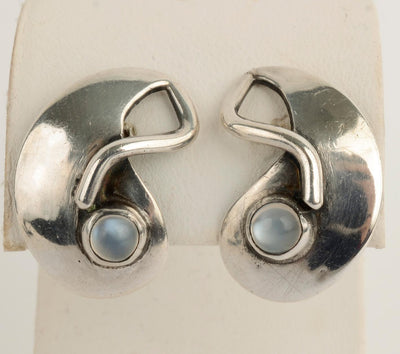 sam-kramer-silver-earrings-moonstone-1372557