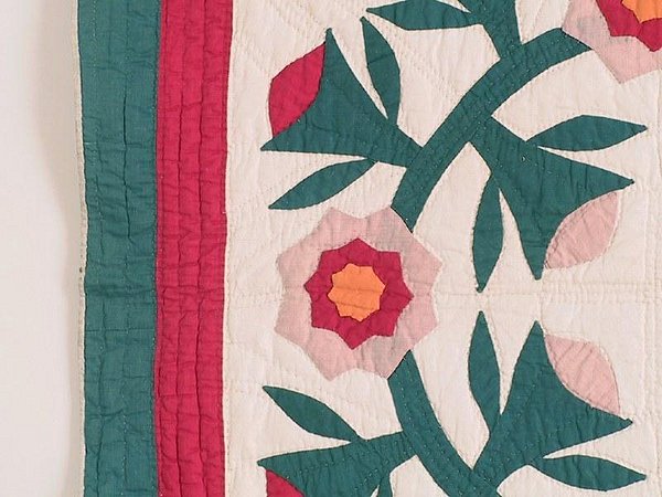 Wreaths-with-Nine-Patches-Quilt-Circa-1870-59734-3
