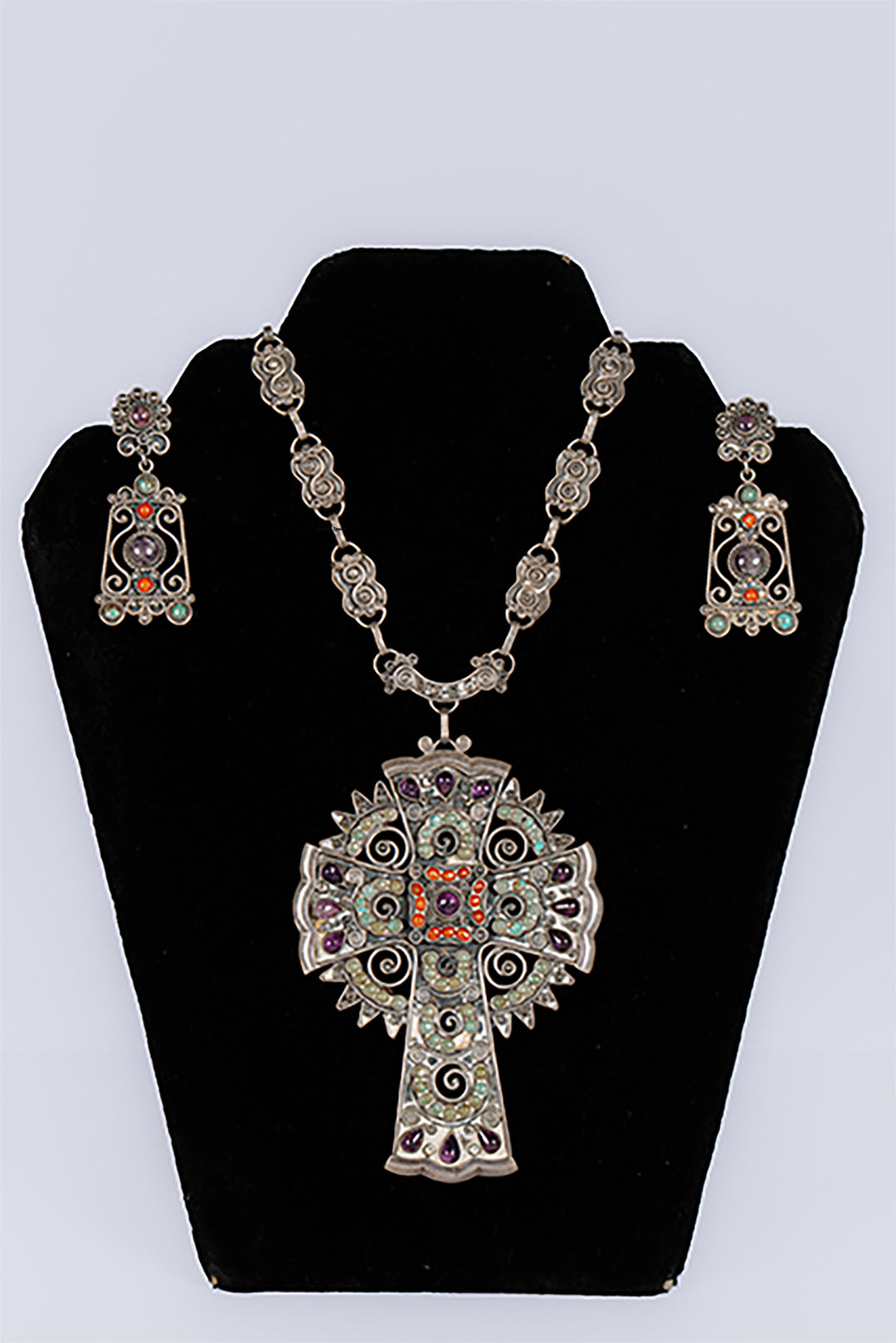 Complete Collection at Stella Rubin Antiques