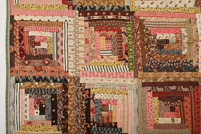 Straight Furrows Log Cabin Quilt