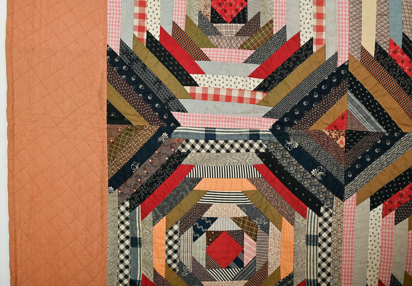 Windmill Blades Log Cabin Quilt