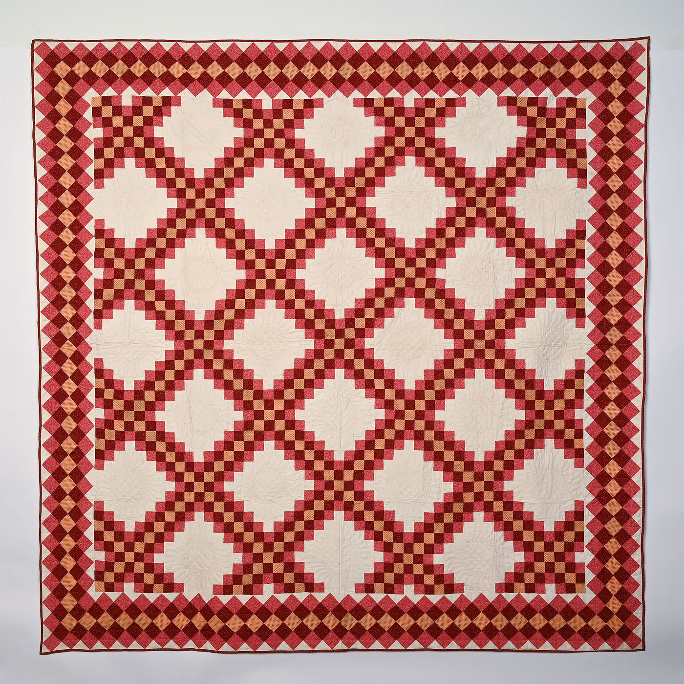 Irish Chain Quilt with Chain Border