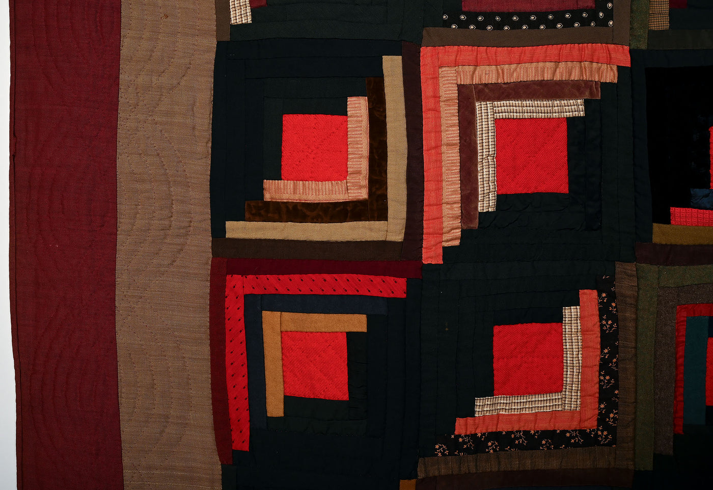 Straight Furrows Log Cabin Quilt