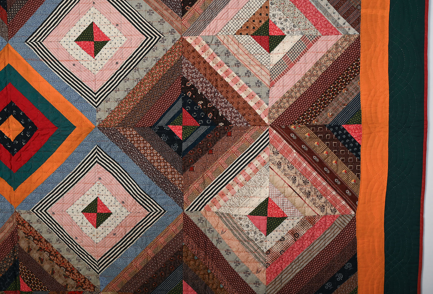 Diamonds Log Cabin Quilt