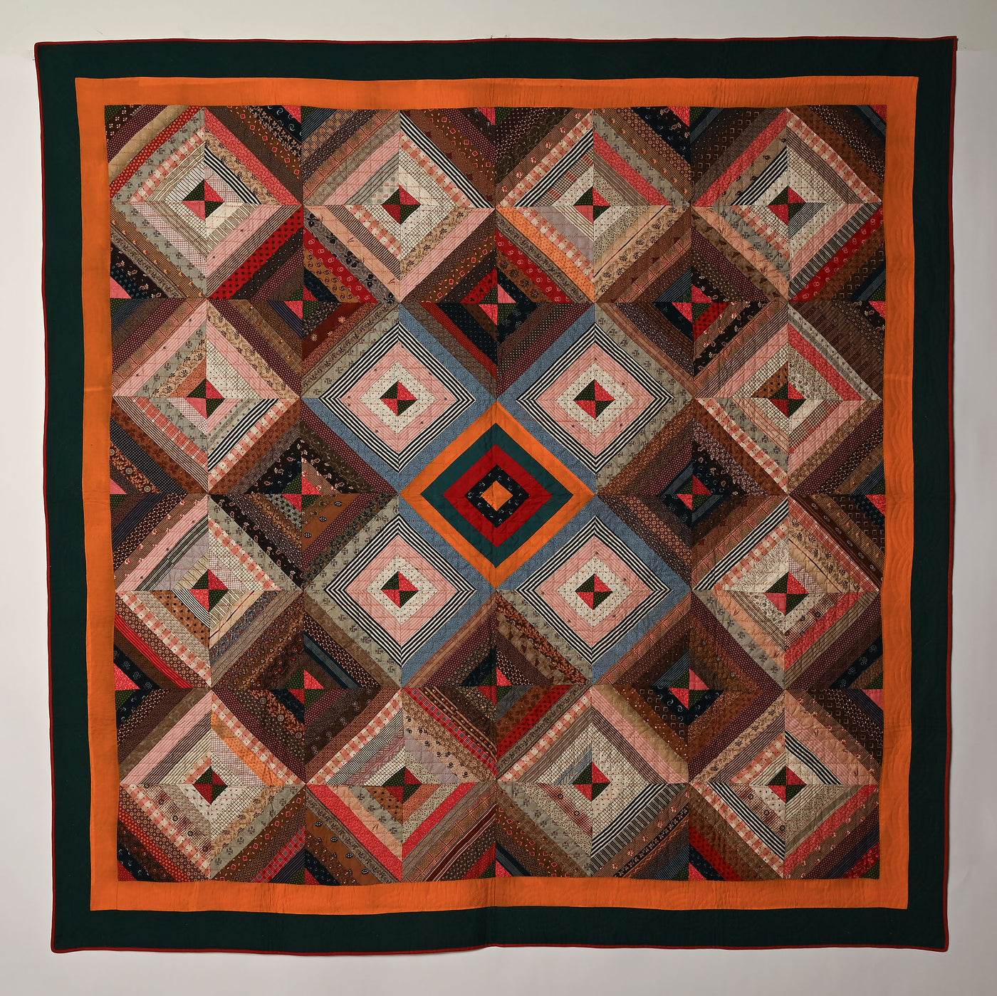 Diamonds Log Cabin Quilt