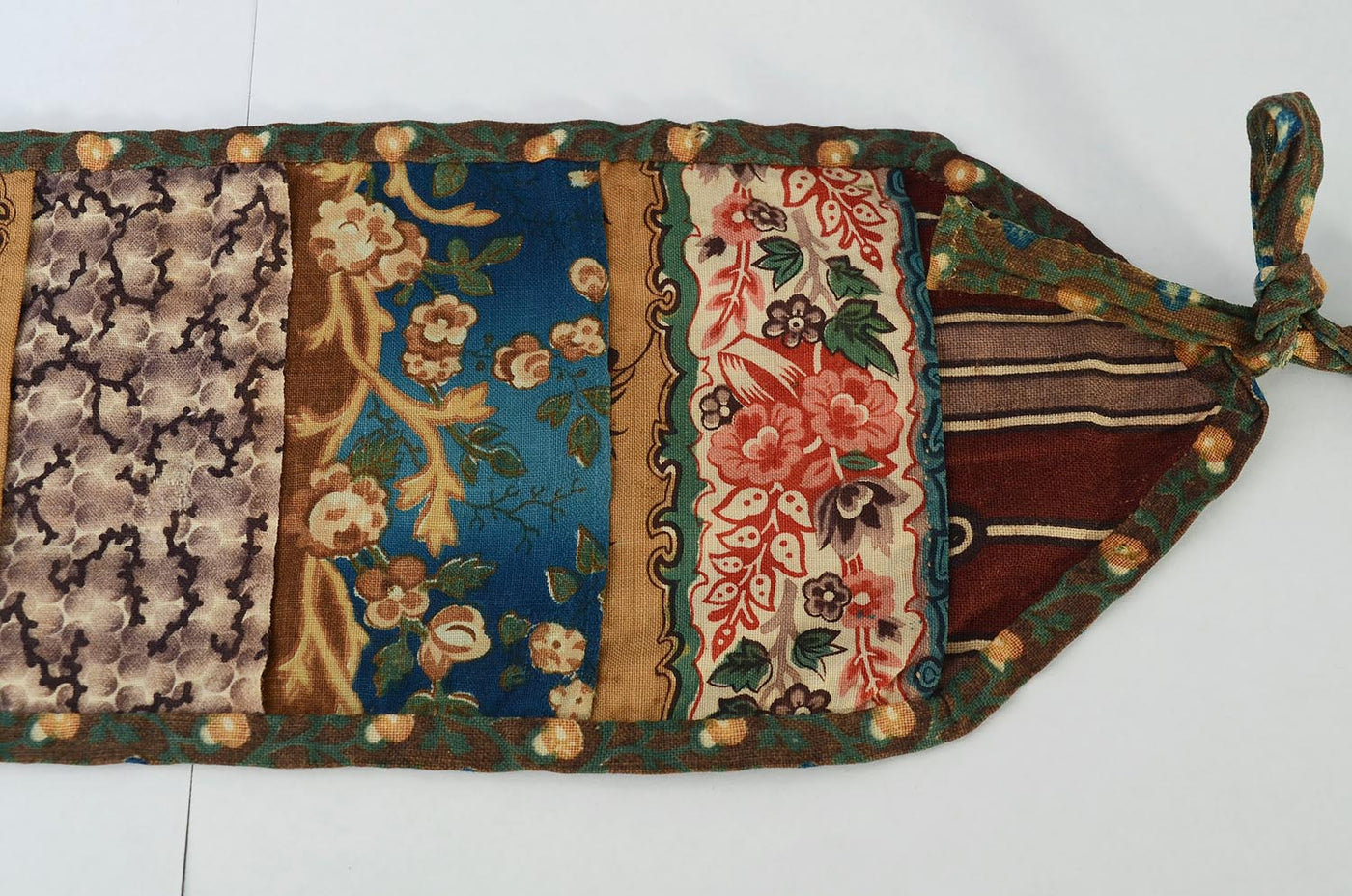 Sewing Roll Up Huswif; Connecticut; Circa 1850
