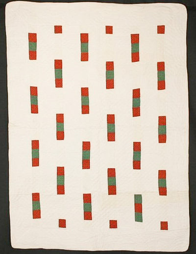 White antique Bricks Crib Quilt from the 19th century with red and greed stripes. 