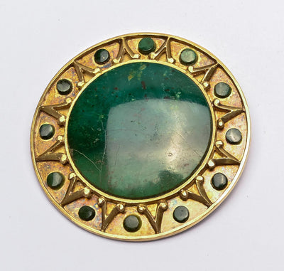 Ledesma-gold-brooch-with-green-agate-item-1452900