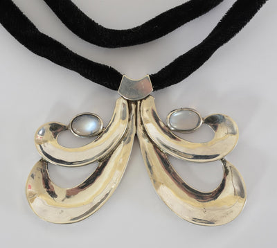 antonio-pineda-silver-moonstone-pendant-necklace-1436597-2