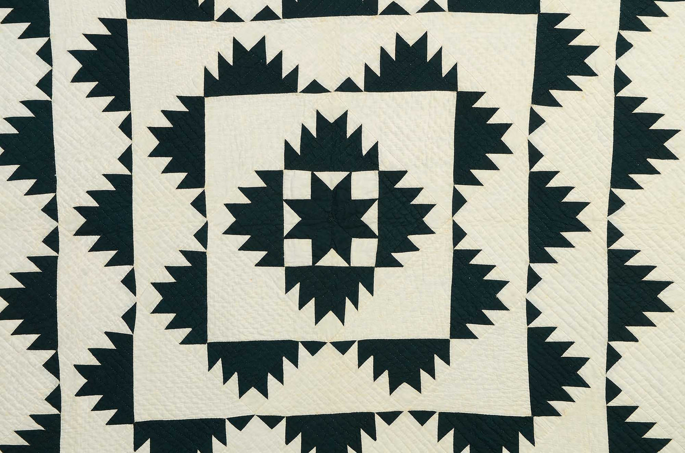delectable-mountains-quilt-1399569-detail-2