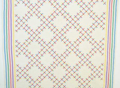 double-nine-patch-quilt-circa-1920-1388396-center-detail-1