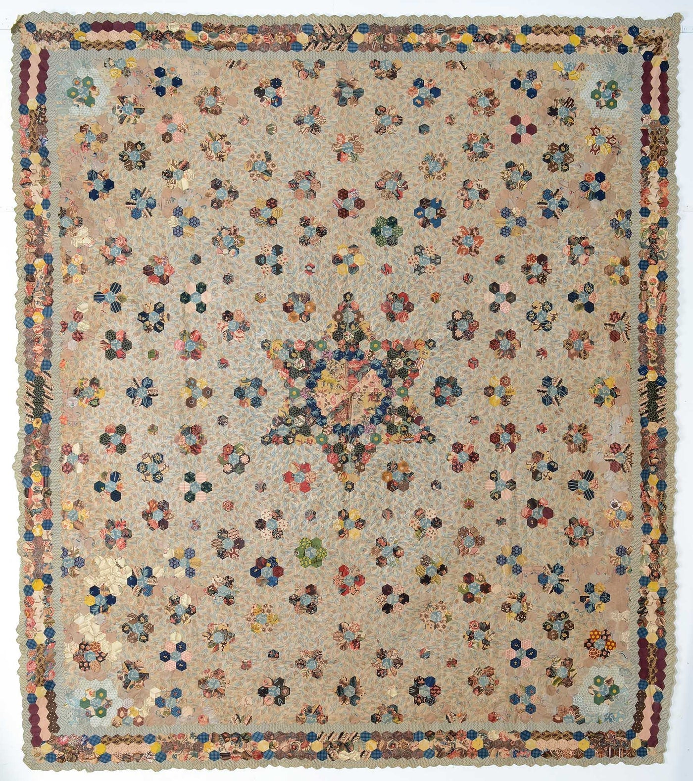 early-mosaic-hexagons-quilt-with-center-star-1369852