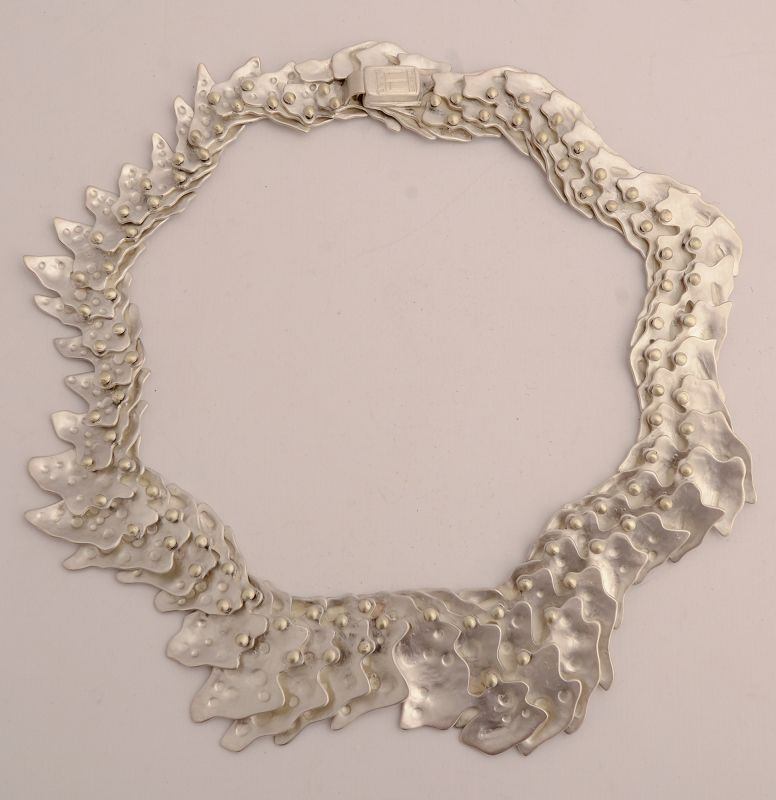 eduardo-herrera-silver-scales-necklace-1379551-3