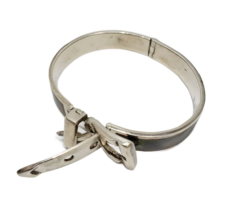 enamel-buckle-bracelet-circa-1960-1441254-4