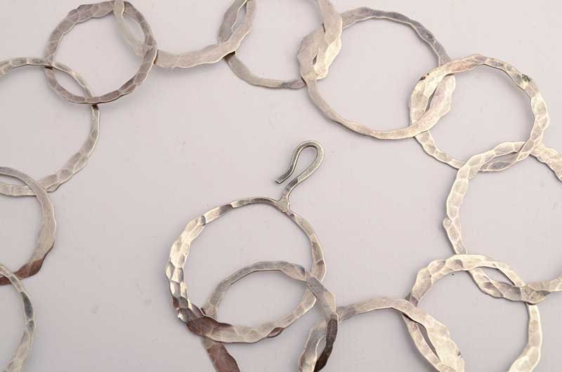 hammered-silver-circles-necklace-1253000-3