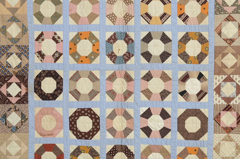 Hexagons-and-Economy-Patch-Quilt-Circa-1870-New-York-1448434-3