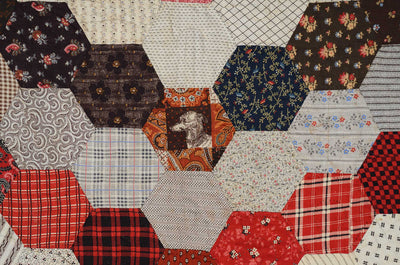hexagons-charm-quilt-1358848-dog-patch-detail-6
