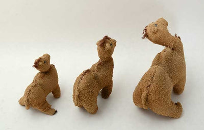Homemade-Camel-Toys-Circa-1920-1162323-3