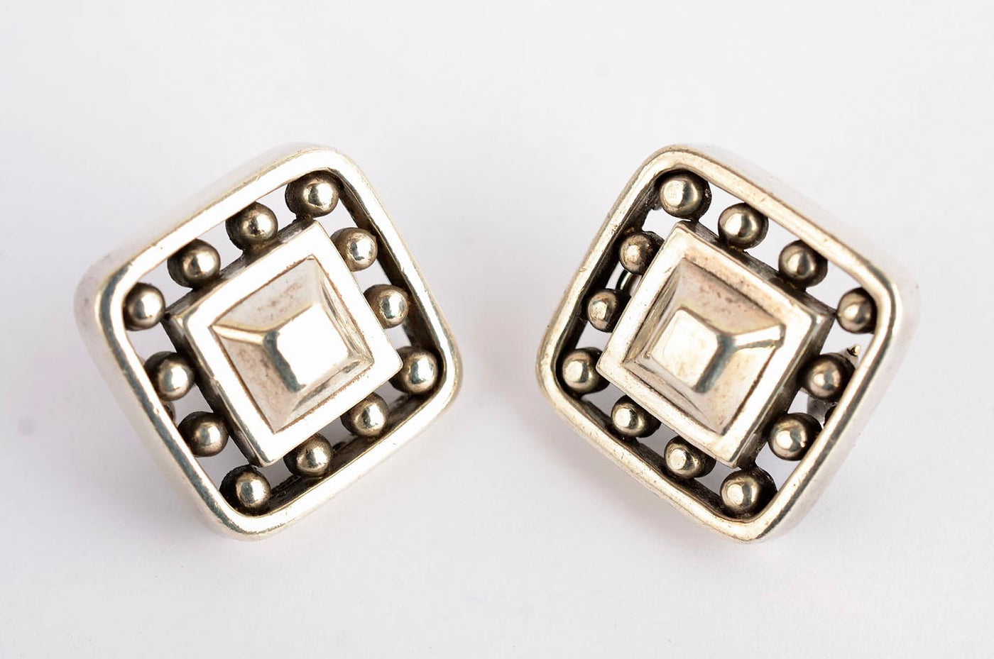 kieselstein-cord-sterling-silver-earrings-1395723-2