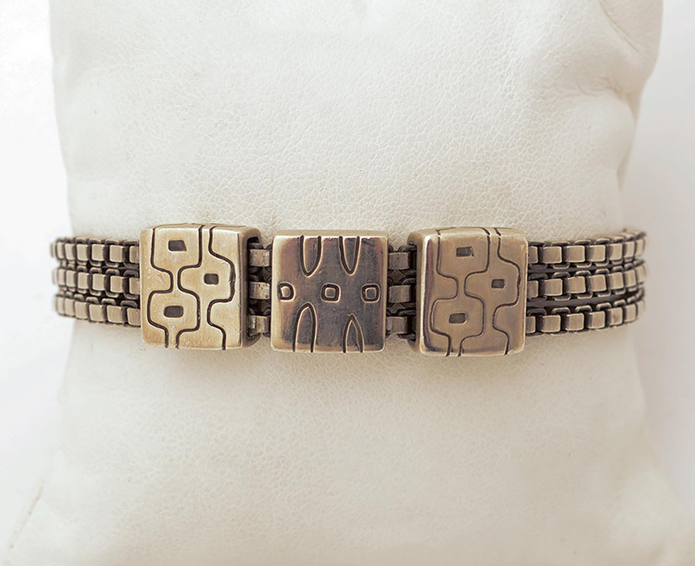 lisa-jenks-sterling-silver-bracelet-1277920-2