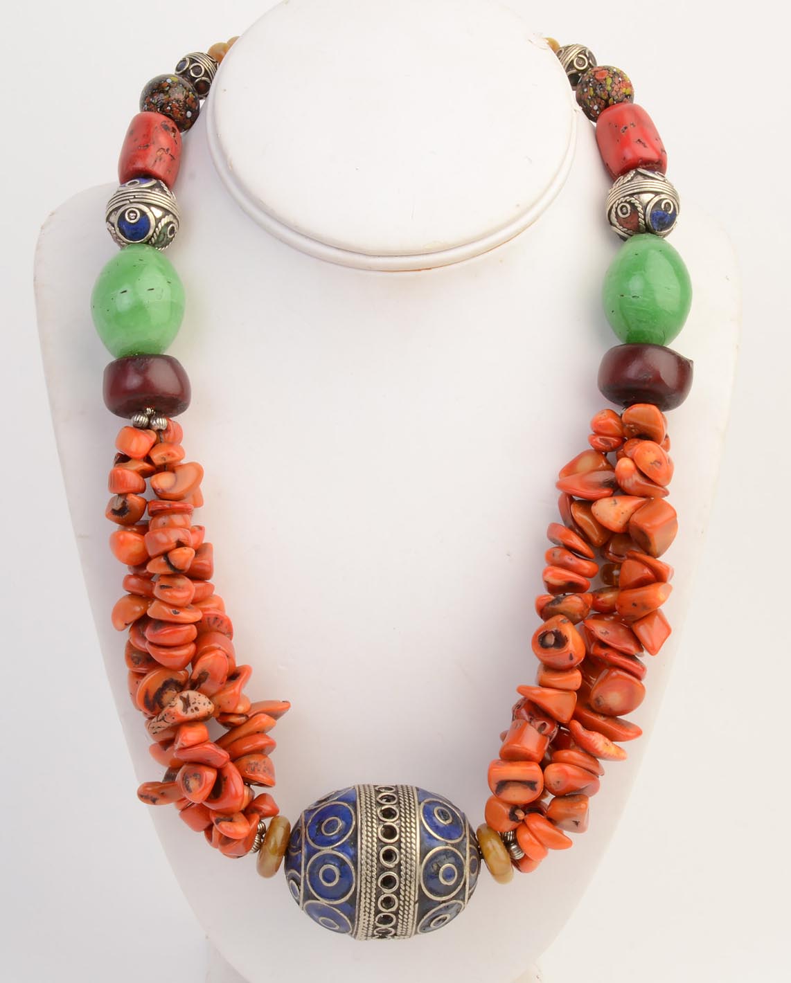 moroccan-berber-bead-necklace-1368492-2