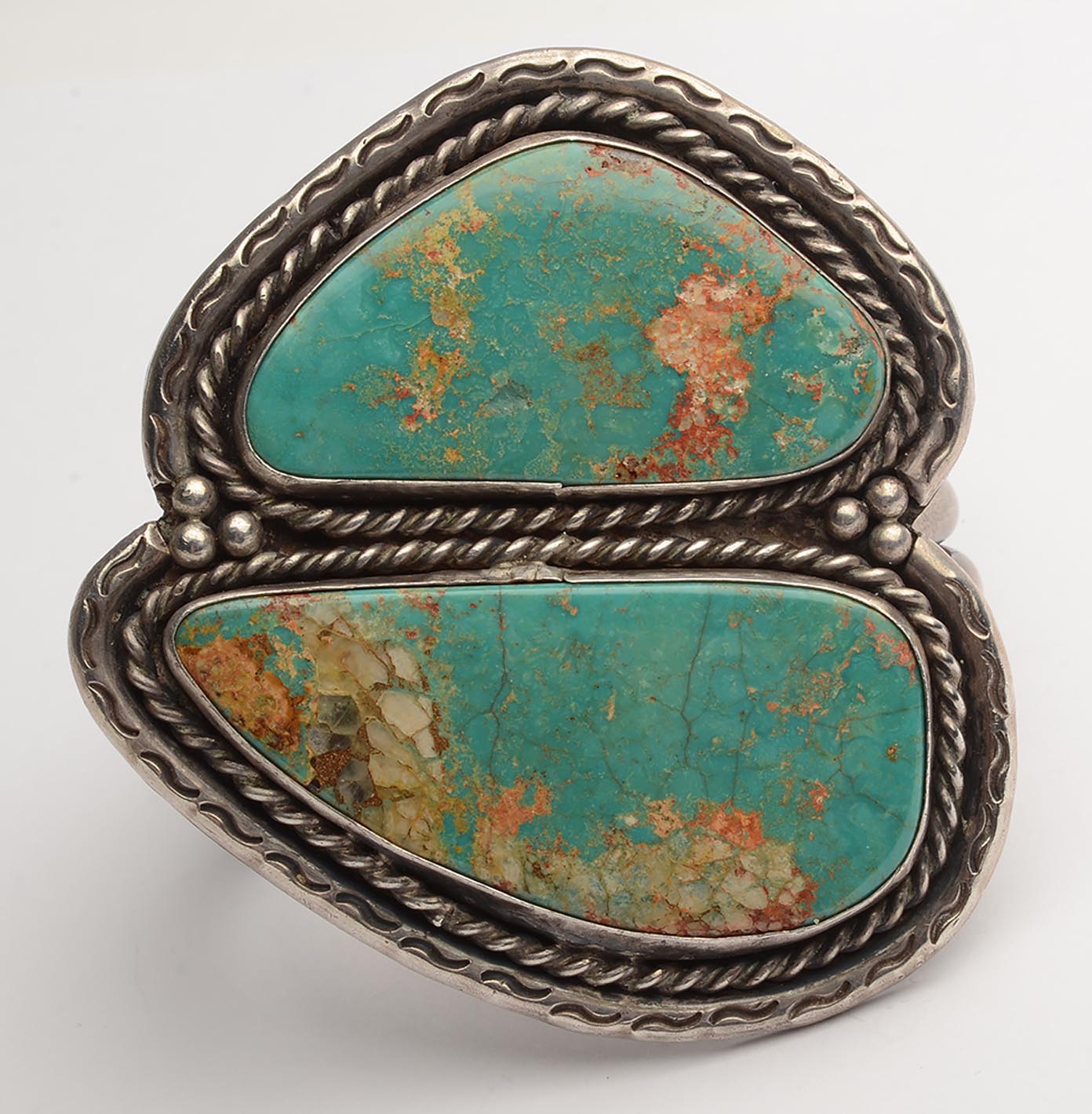 native-american-large-two-stone-turquoise-cuff-bracelet-1294039
