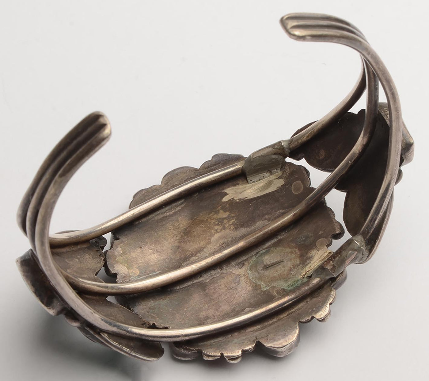 native-american-turquoise-bracelet-circa-1950-1294033-4