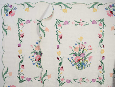 pair-of-floral-applique-quilts-1394609-detail-5_96cf7f12-c087-4c77-9dfb-89be8c768254