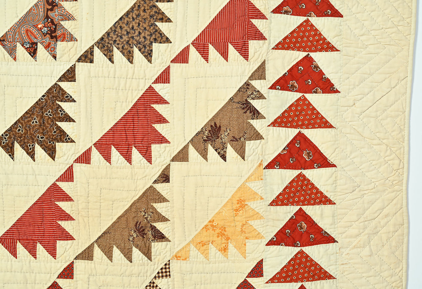 Sawtooth Quilt with Wild Goose Chase Border
