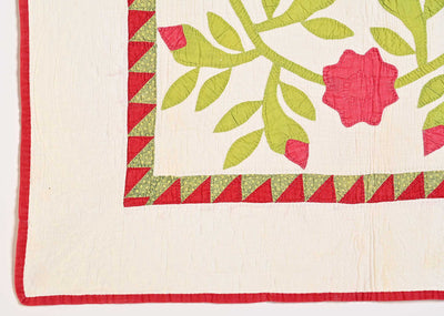 rose-wreath-quilt-1453480-detail-2