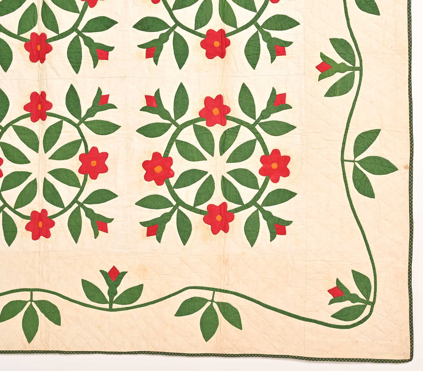 rose-wreaths-quilt-1452806-detail-5