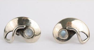 sam-kramer-silver-earrings-moonstone-1372557-2