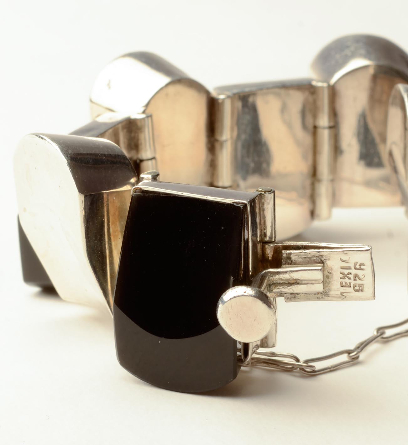 silver-and-onyx-thumbprint-bracelet-1293287-4