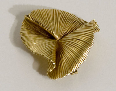 tiffany-14-karat-gold-brooch-765825-1