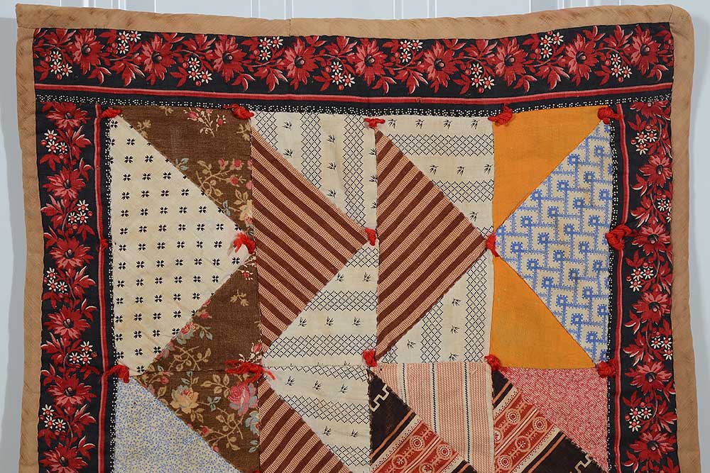 triangles-doll-quilt-1314361-detail-1