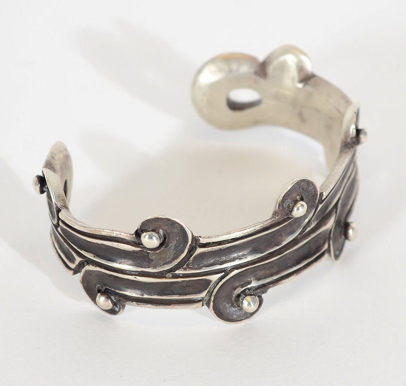 william-spratling-silver-cuff-cholula-bracelet-circa-1940s-1316476-2