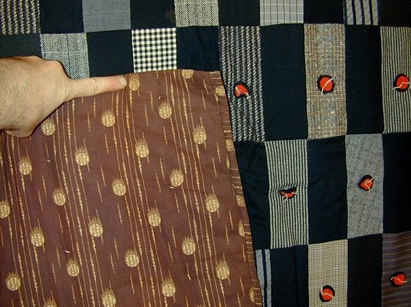Wool-Bricks-Comforter-Circa-1890-Pennsylvania-265204-2