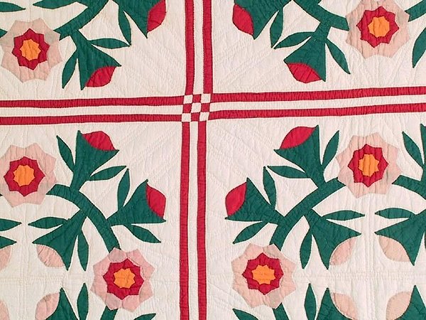 Wreaths-with-Nine-Patches-Quilt-Circa-1870-59734-2